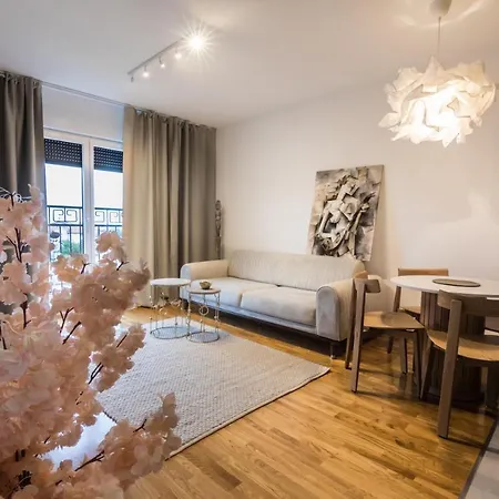 Point Apartman