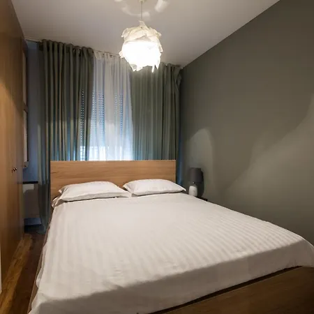 Point Apartman